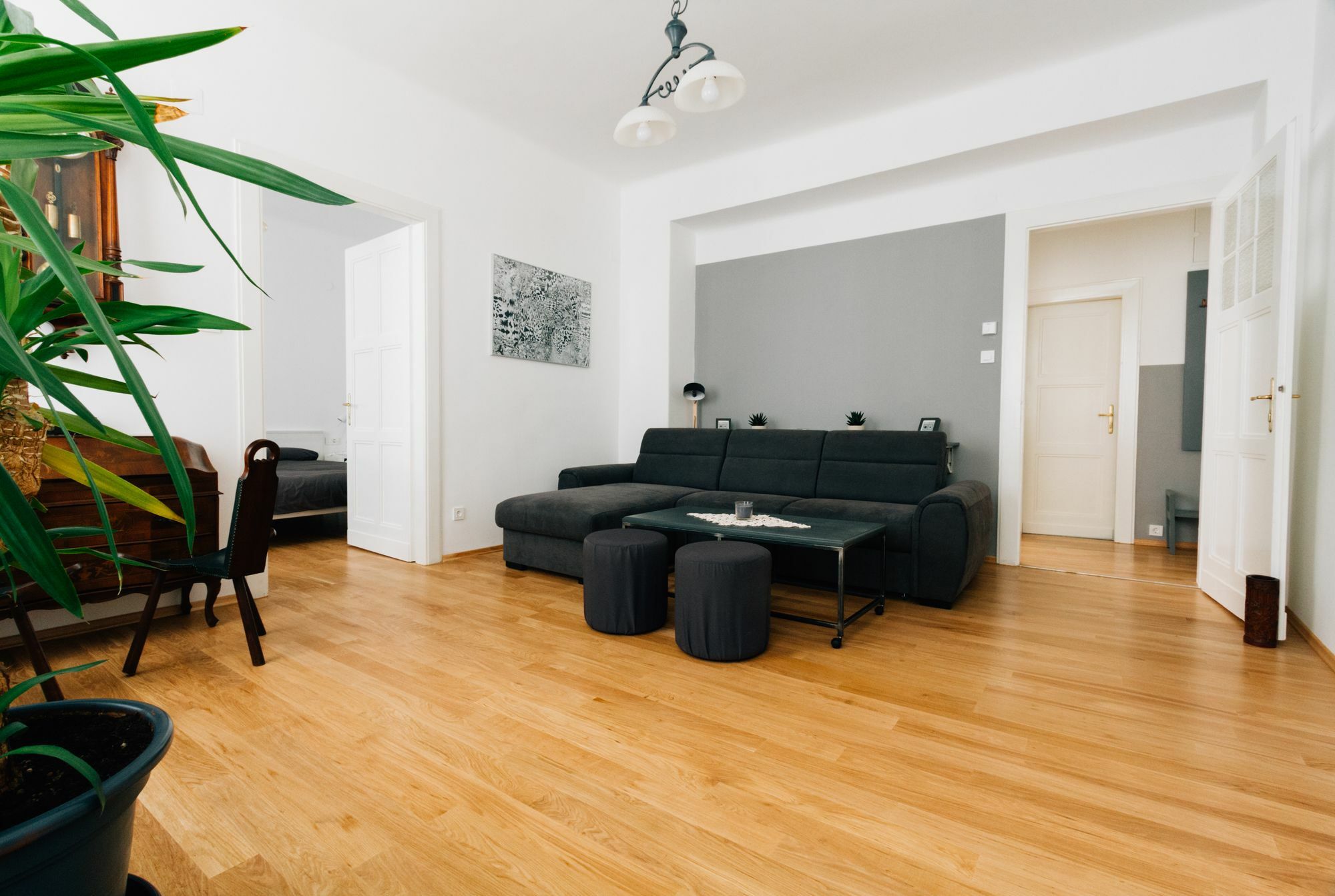 Mazuranic Square Apartment Zagreb Bagian luar foto